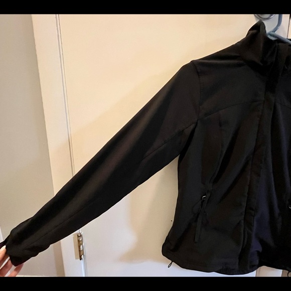 North Face Jacket - Picture 3 of 12